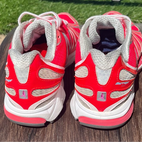 LIKE NEW!!! NEW BALANCE NB Women’s 890v3 running shoes Sz 7 pink & white 🏃♀️ - Picture 3 of 6